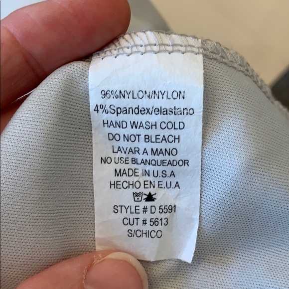 🏖Grey lace dress with metallic accent🏖 - Picture 6 of 6